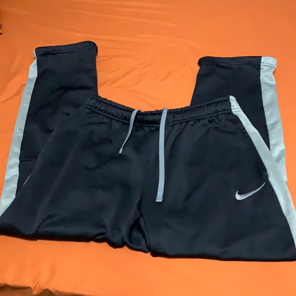 Nike Other - Nike Therma-Fit sweatpants size Medium